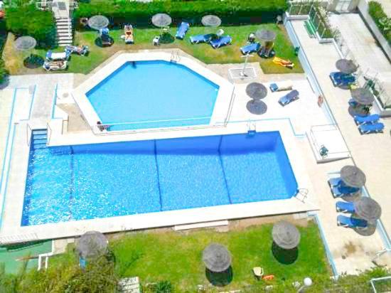La Nogalera Apartment ตอร์เรโมลิโนส ภายนอก รูปภาพ